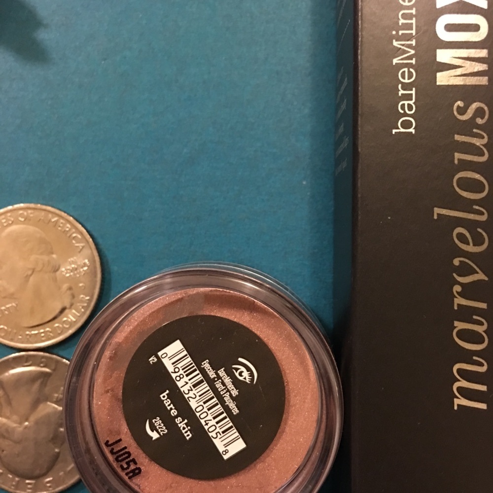 Bare Minerals Birthday Bundle - Picture 1 of 3